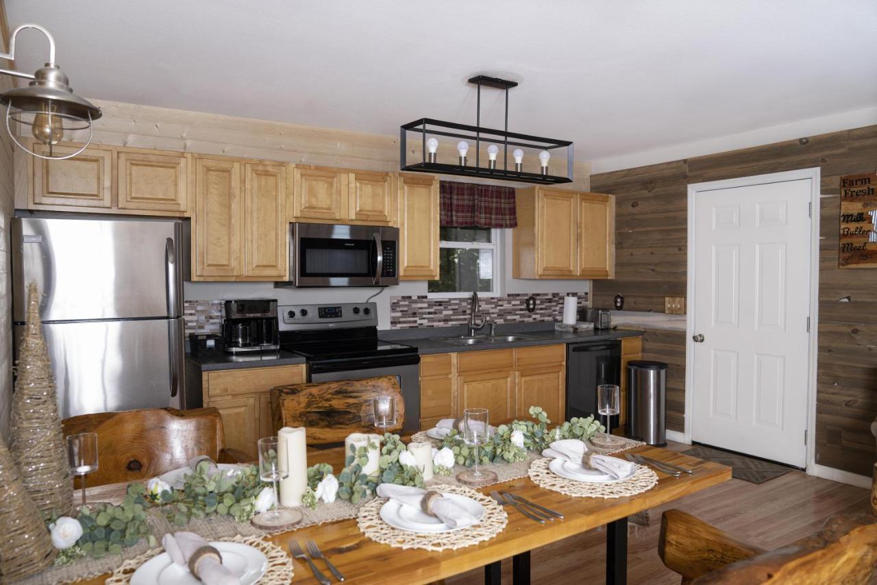 Remodelled Cabin! Great Location! 塞维尔维尔 外观 照片